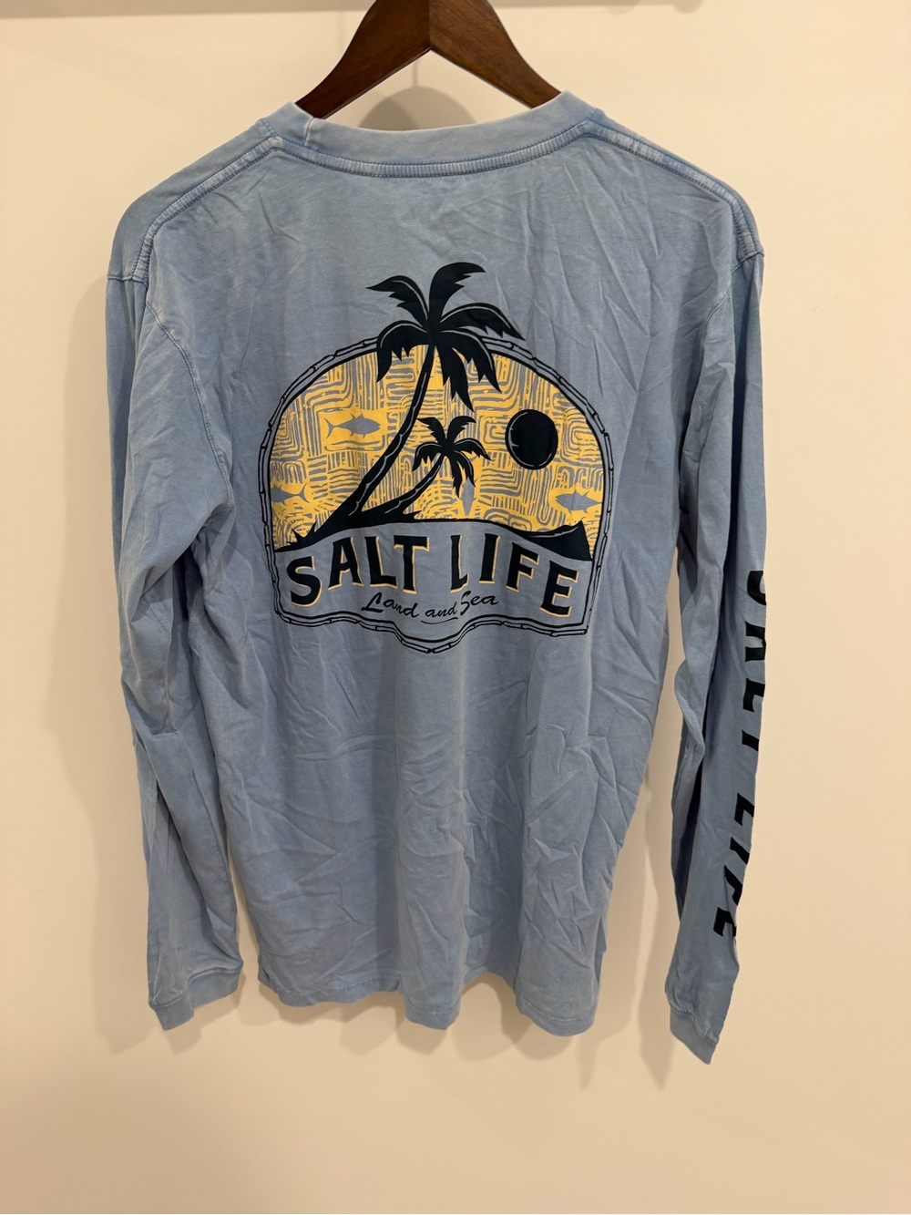 Salt Life Men's Long Sleeve Graphic Tee - Light Blue with Yellow Palm Print